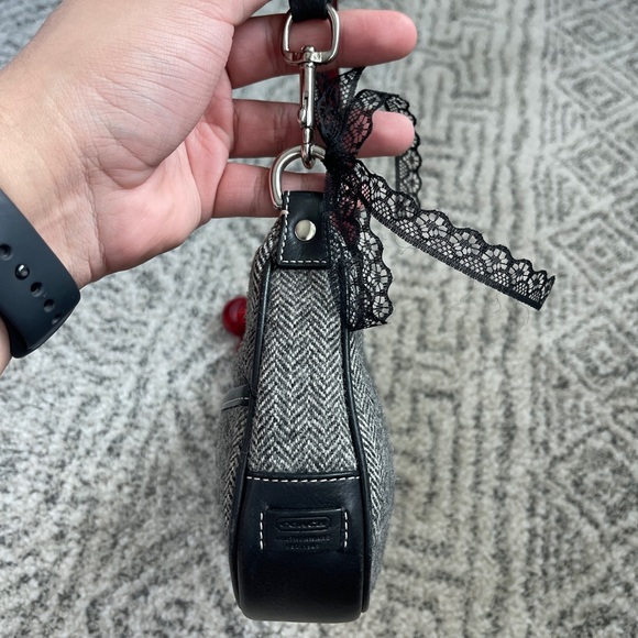 SOLD - Picture 3 of 6